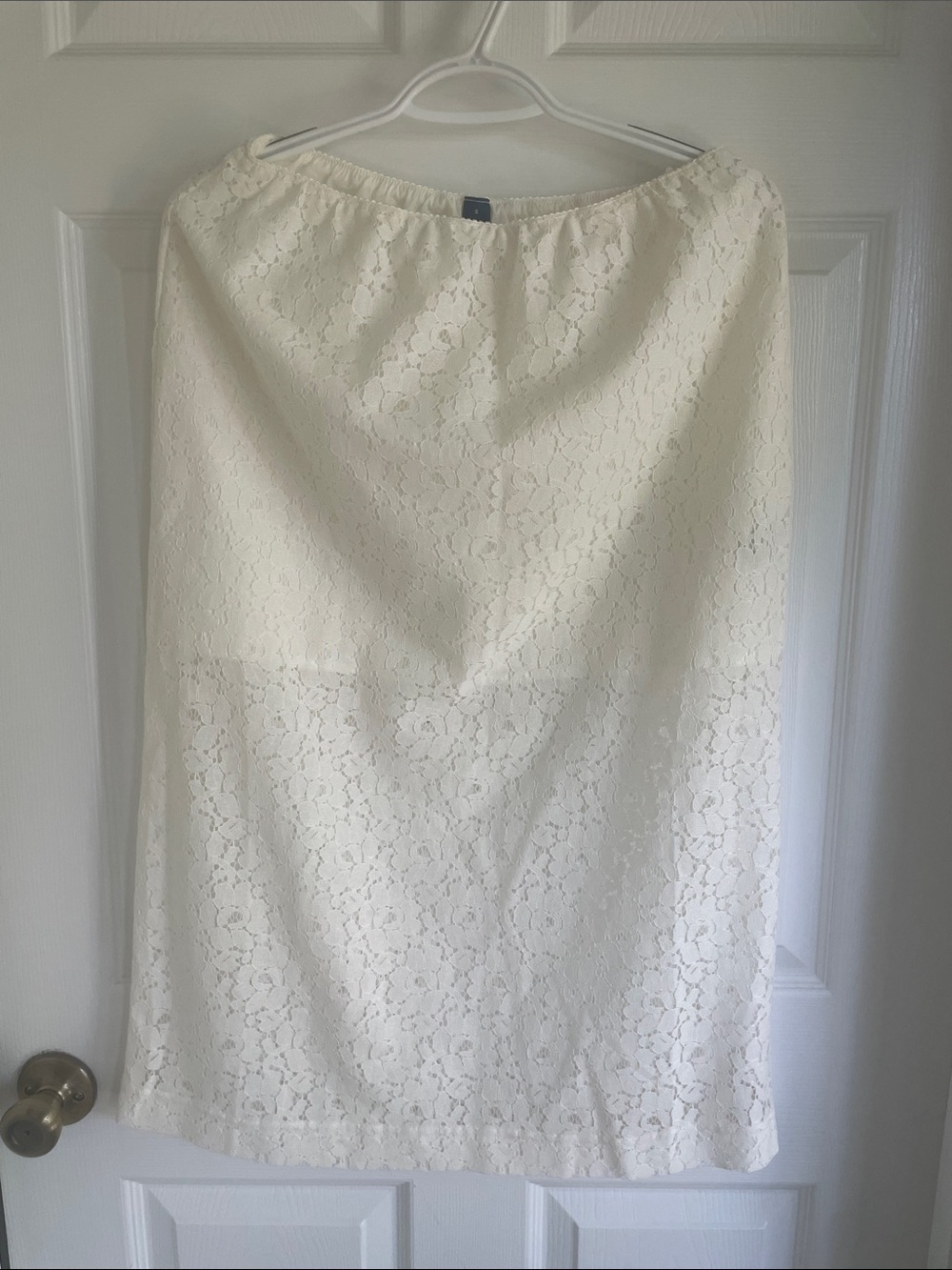 Old Navy Cream Lace Midi Skirt